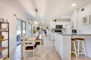 Miramar Beach Condo with Pool Access Walk to Beach! - Destin - 5