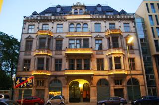 aptA Downtown Monument4rent near Checkpoint Charlie - Berlim - 7