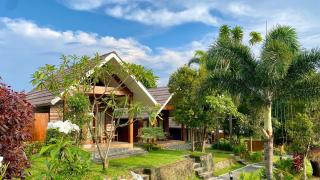 Pondok Senaru Cottages - 1