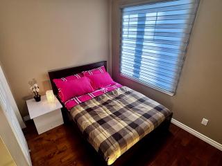Chaleureux 3BDR à 5 min de Montreal - Longueuil - 8