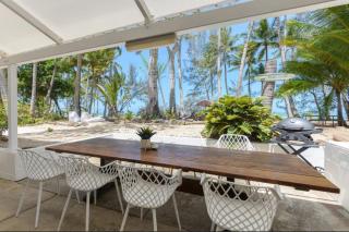 Beached on Oak - Family Beachside Escape with Spa - Oak Beach - 0