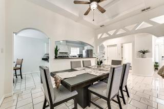Fenced Yard Home Near Hospitals in Edinburg! - Edinburg - 3