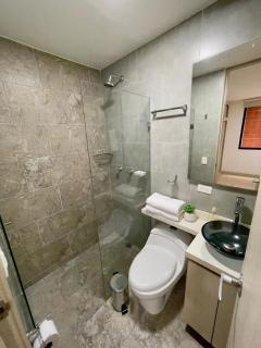 Apt with privileged location - 2