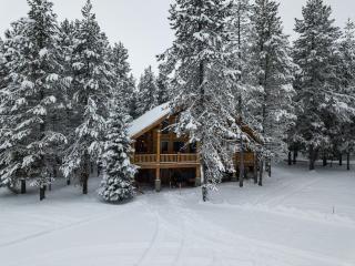 Lumberjack Lodge - 7