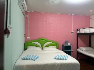 D​ Luck​ Hostel - 5