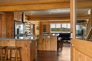 Stone Skipper Lodge - Island Park - 1