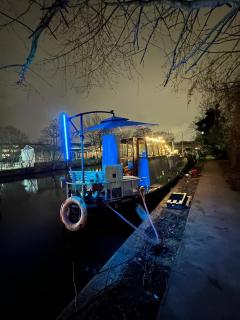 London Dutch Barge - Sleeps 3 & Cosy Fireplace - Londra - 6