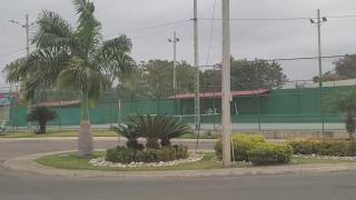 Relajate en Manta, habitacion y piscina - 7