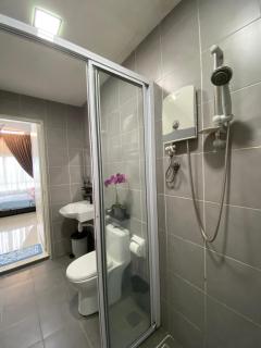 Savanna Executive Suites at Southville by D'KAY HOMES, Pool with Slide - 1