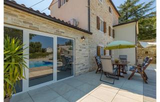 3 Bedroom Beautiful Home In Kanfanar - Kanfanar - 3