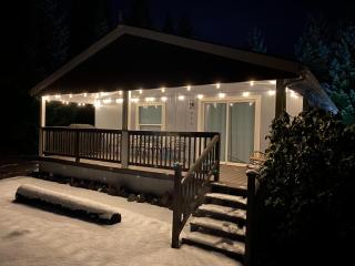 Nanook Haus - Packwood - 0