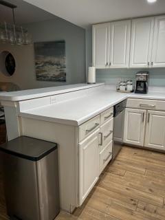 Modern beachside condo wHeated pool 2BR-2BA - South Padre Island - 9