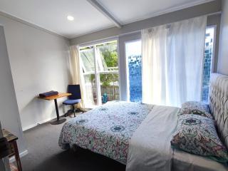 west side beautiful and quiet home - Auckland - 9