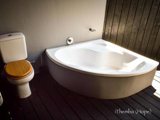 Ihlozi Bush Lodge - Hluhluwe - 8