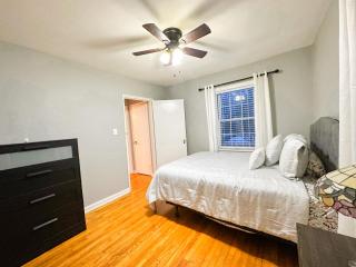 Peaceful Location Close to University & Hospitals - 8