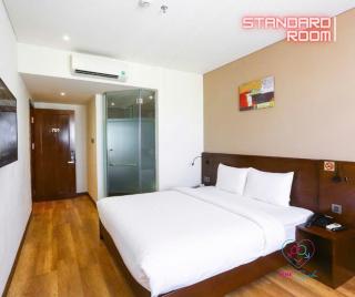 Pink Garden Hotel - 8