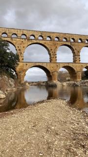 Your secret garden at Pont du Gard! - 6