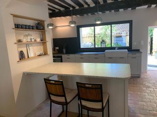 Your secret garden at Pont du Gard! - 1