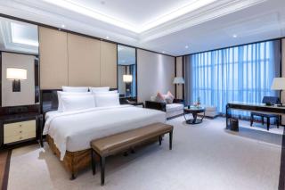 Wyndham Grand Plaza Royale Ningbo - 8