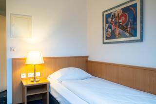 Hotel Am Schlosspark , Wiesbaden - Wiesbaden - 5