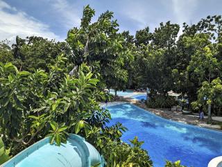 Dominiks pink dream Studio Balcony Ocean View Balcony Fast-Wifi at Tambuli Resort High Floor - Maribago - 7