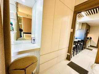 Royal Fame Residency - 7