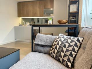 HQ by Philosophy - Stylish 1 Bedroom Apartment, Secure Parking, Modern Living - Saint Albans - 5