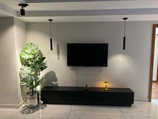 Grey as Smoke -1BHK Modern Condo - Self Checkin - Rawalpindi - 6