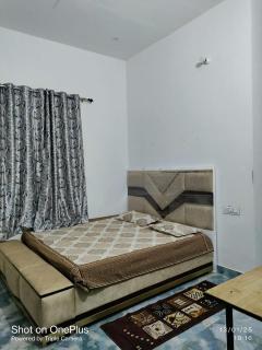 aditya homestay - Faizābād - 6