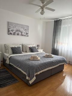 Apartman Slavica self check in,private parking - Osijek - 8