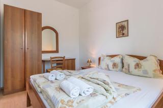 Apartments and Rooms Villa Chiara - 7