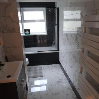 Modern 1-Bed Flat in Dover - 6