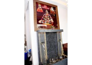 Tirupati Balaji Inn Bageshwar Dham - Basāri - 2