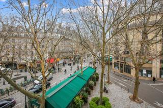 Refined Elegance in Central Paris - 2