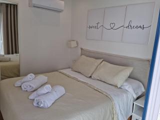 New 1 Bedroom Apartment with Roof Top Terrace - 9