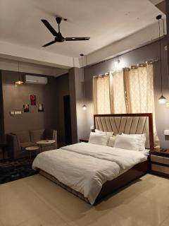 Luxe Haven Stay - Guwahati - 4