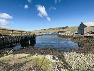 The Ultimate Fjord-side Getaway - Øravík - 9