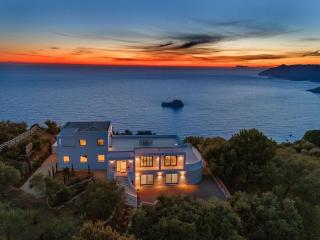 Clifftop Villa - Giannádes - 8