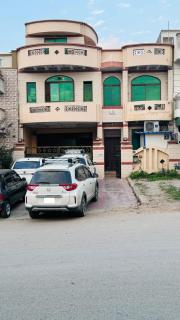 MadCrew Guest House - Islamabad - 0