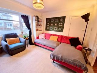 Pass the Keys Family Home with Sunny Garden and Free Parking - Worthing - 6