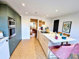 Pass the Keys Family Home with Sunny Garden and Free Parking - Worthing - 1