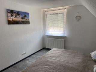 3-Zimmer Ferienwohnung Friedrichshafen nahe Stadtzentrum Bodensee 1-4 Personen - 1