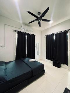 Casaria Homestay Paka - 1