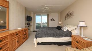 Anchorage Resort 9th Floor 2 Bedroom Condo with Balcony Gulf Views PoolBeach 0895 - Siesta Key - 7