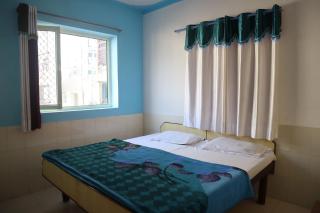 Laugh Tale Hostel - 3