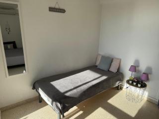 Sol-y-Days Goelette, Agréable appartement en RDC avec parking, proche du centre-ville et de la plage - Le Grau-du-Roi - 1
