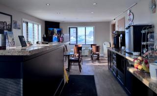 Super 8 by Wyndham Guelph - Guelph - 6