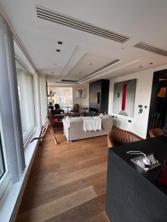 Modern 1 Bedroom Luxury Apt - London - 1