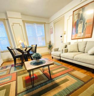 NYC Cozy Private Bedroom with Free Parking & Near Subway - Business & Tourists - Van Nest - 0