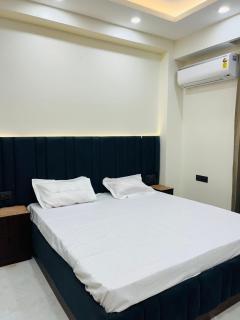 Apna home - Gurgaon - 0
